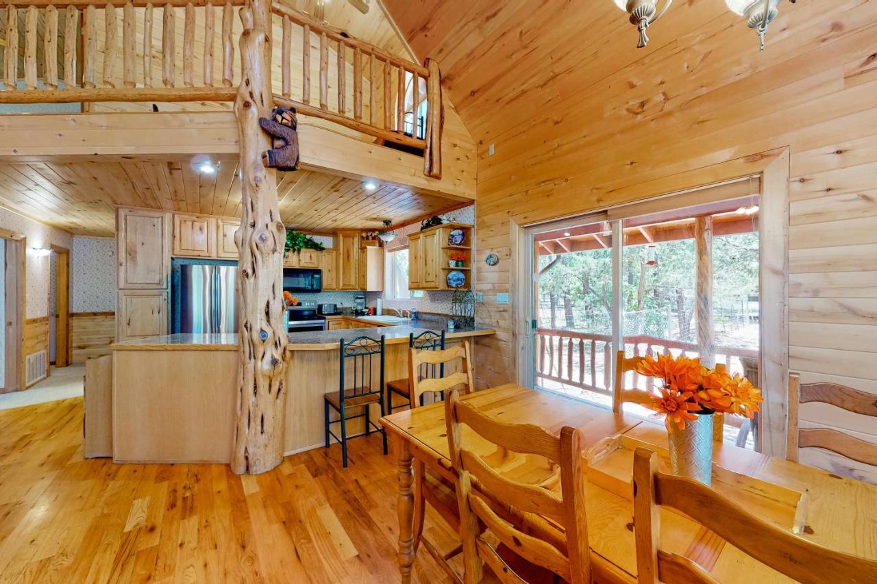 Вілла Whispering Pines Retreat Пайнтоп-Лейксайд Екстер'єр фото