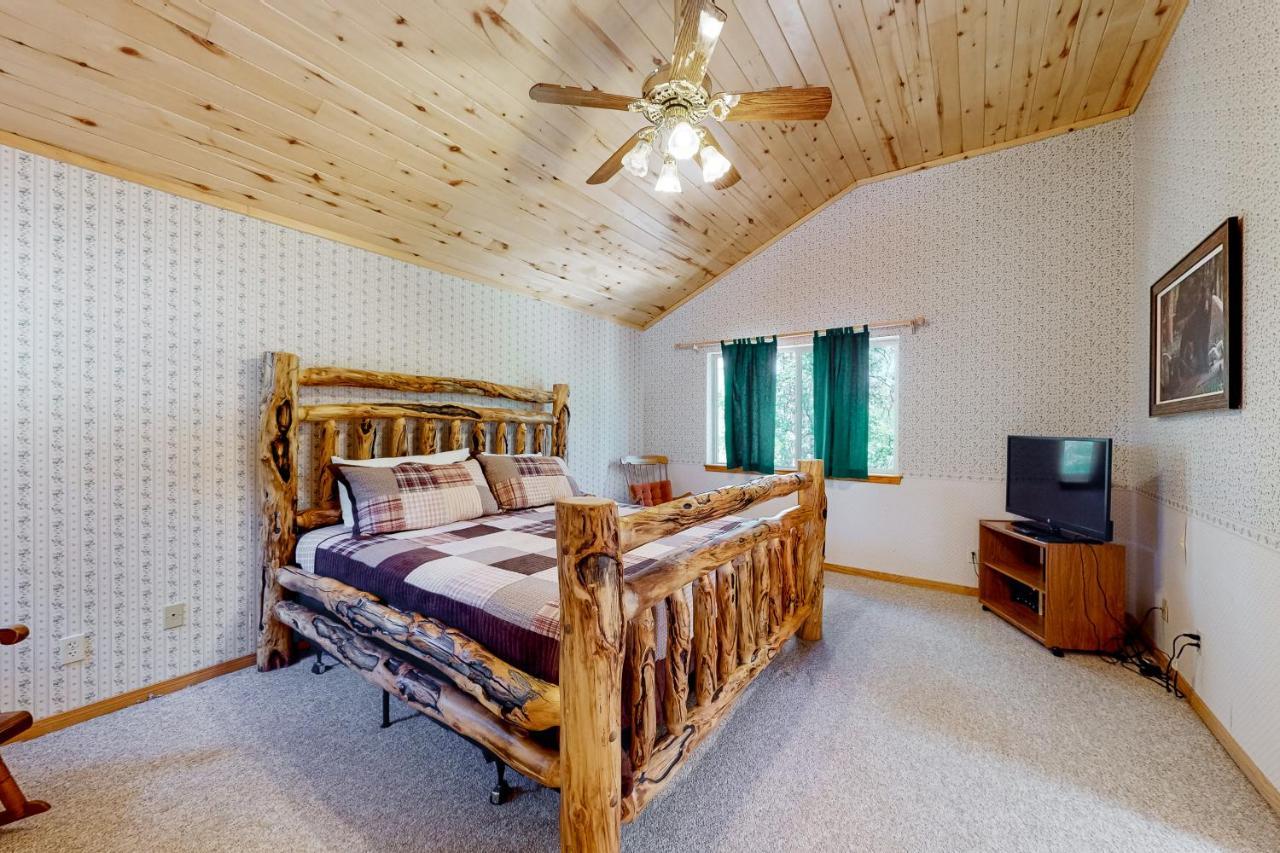 Вілла Whispering Pines Retreat Пайнтоп-Лейксайд Екстер'єр фото