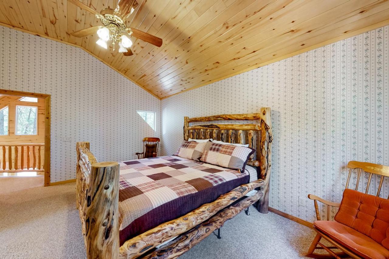 Вілла Whispering Pines Retreat Пайнтоп-Лейксайд Екстер'єр фото